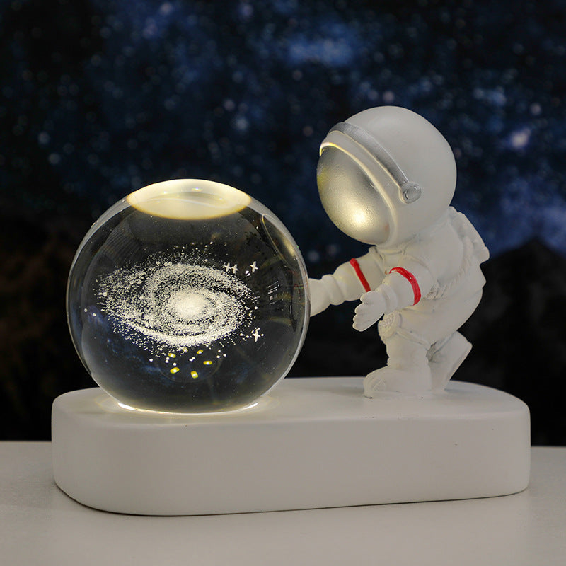 Cute Astronaut And Crystal Ball Night Light